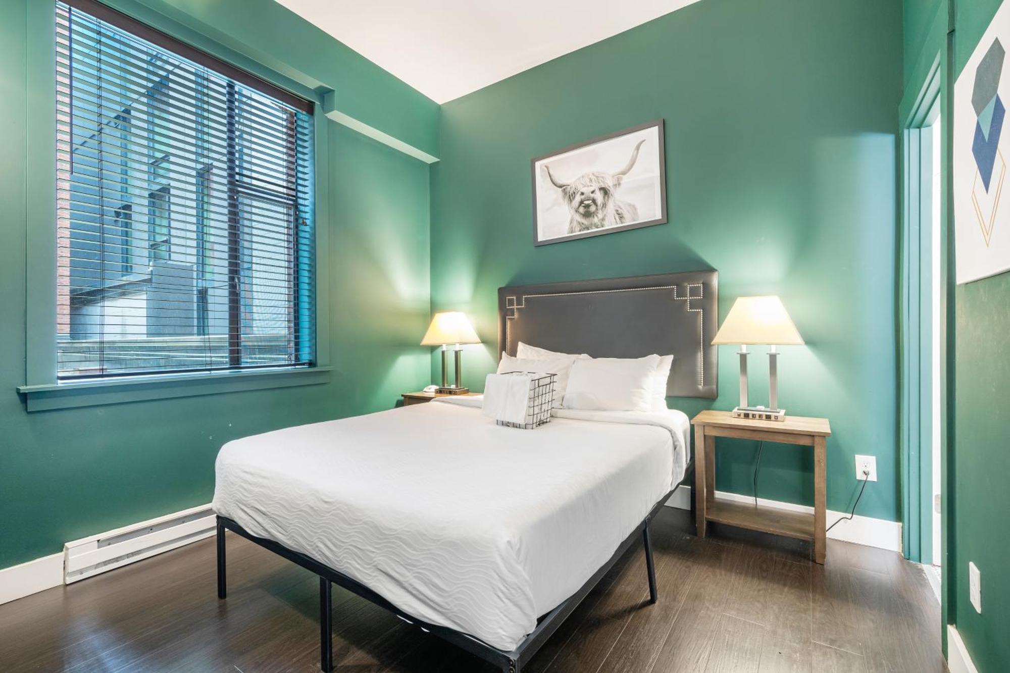 Oxford Apartment By At Mine Hospitality Seattle Extérieur photo