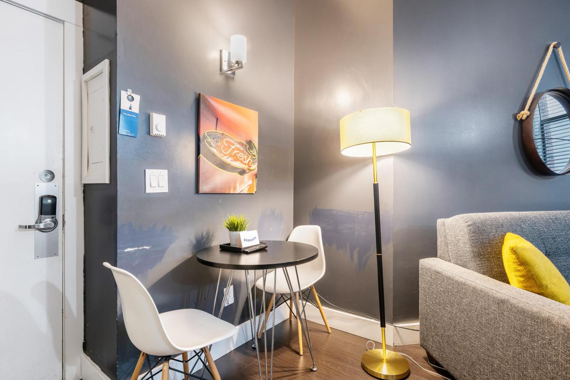 Oxford Apartment By At Mine Hospitality Seattle Extérieur photo