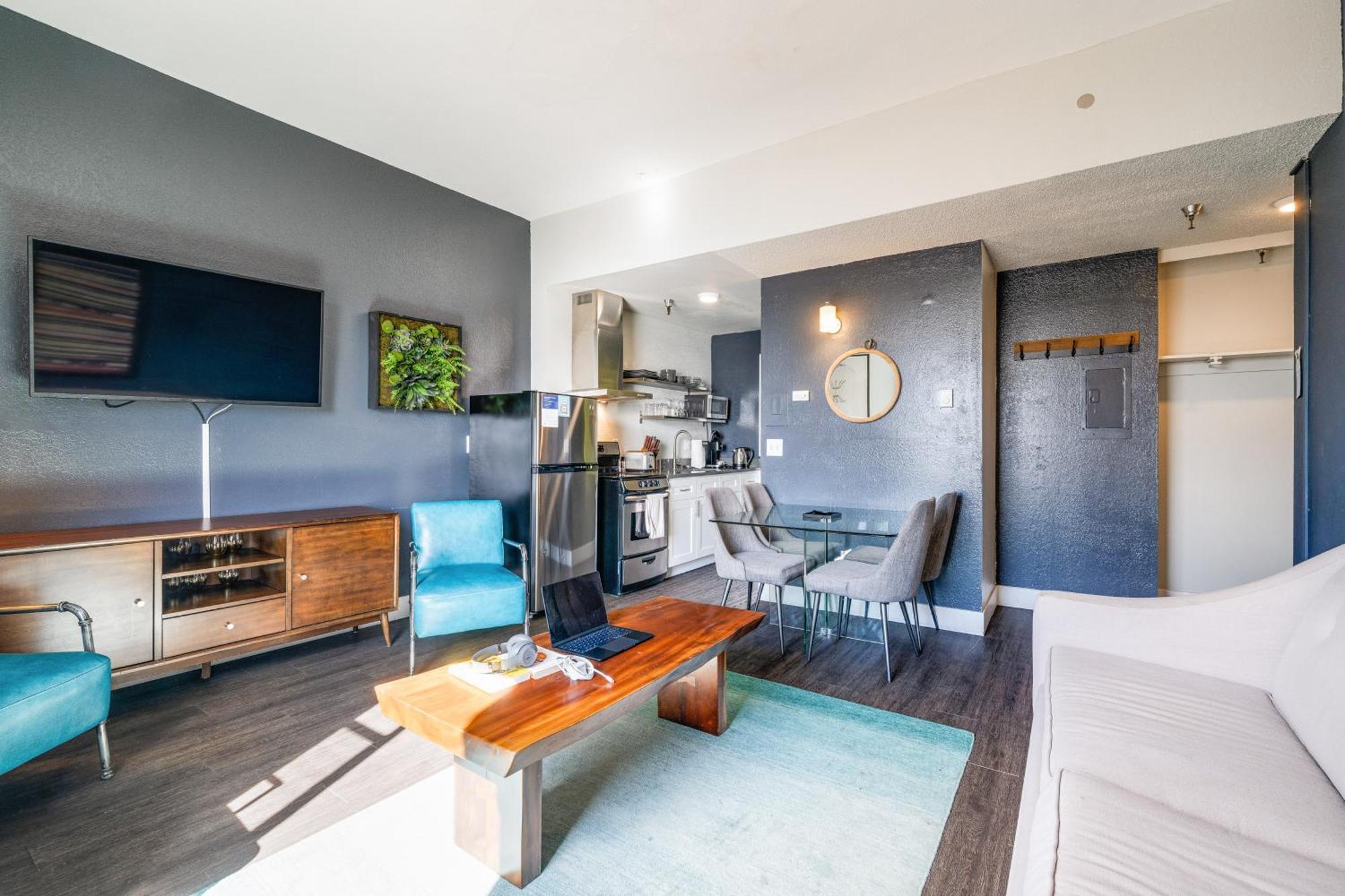 Oxford Apartment By At Mine Hospitality Seattle Extérieur photo